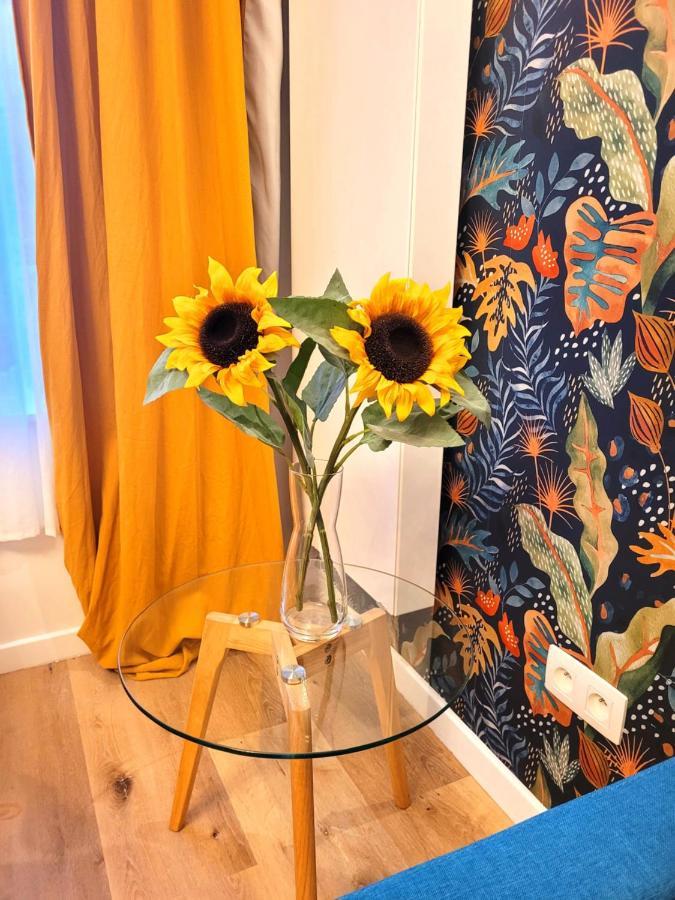 Brand New Camelia Room With Private Bathroom Bruselas Exterior foto